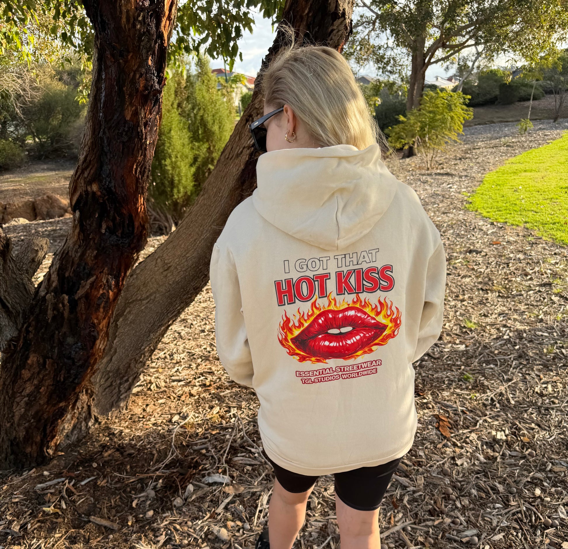 Hot Kiss Graphic Oversized Hoodie